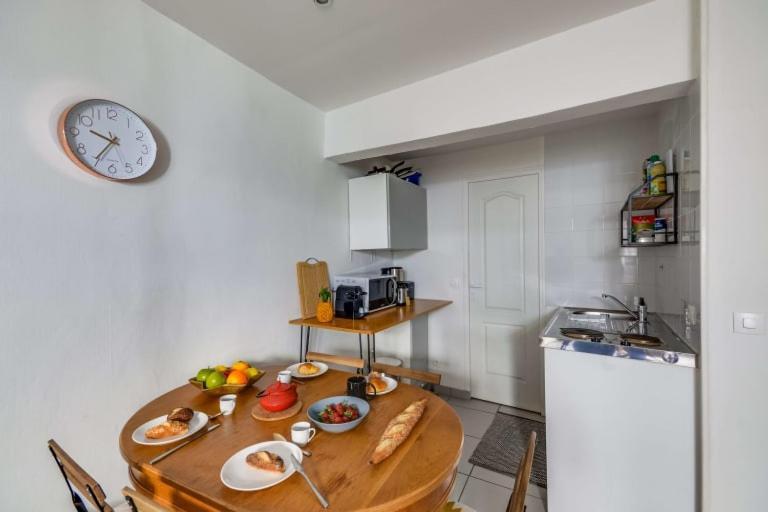 Guestready - Bel Apt A 6 Min Du Metro Gare Du Nord パリ エクステリア 写真